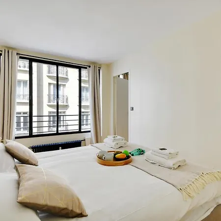 Cmg Universite - Pont De L'alma Παρίσι