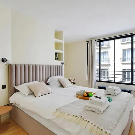 Cmg Universite - Pont De L'alma Διαμέρισμα