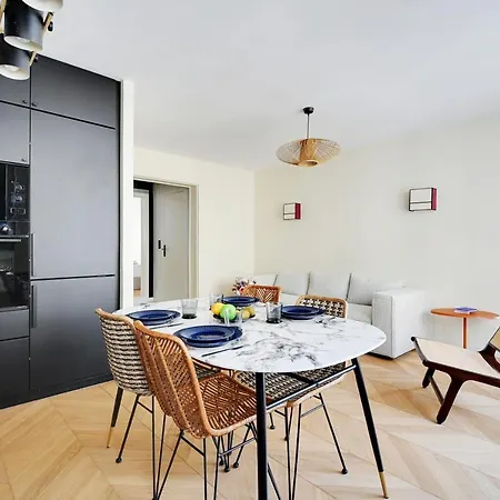 Cmg Universite - Pont De L'alma Παρίσι