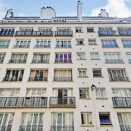 Cmg Universite - Pont De L'alma